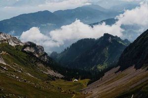 Creación de un departamento de desarrollo impulsado por IA.